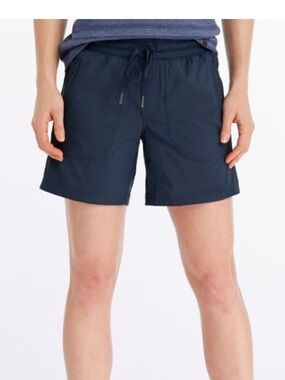 L.L Bean NWT Vista Camp Short 6" Navy Zip Pockets Abrasion Resistant Medium